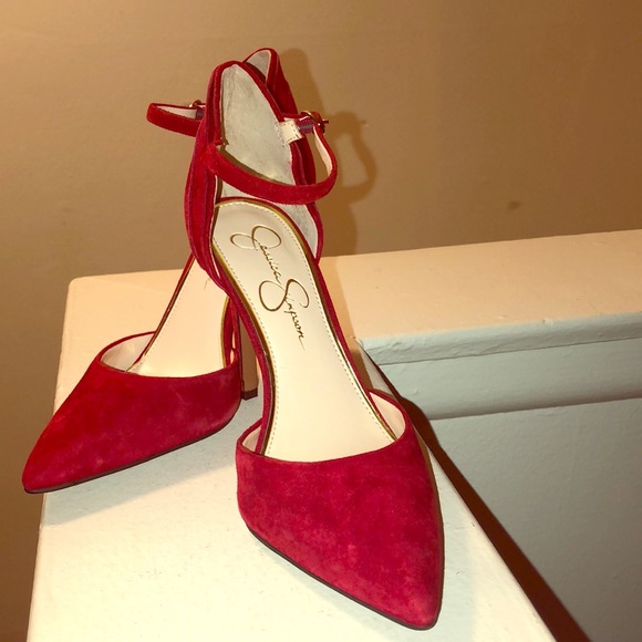 Jessica Simpson Shoes - Beautiful Red Jessica Simpson shoe